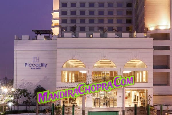 escorts service near hotel piccadily janakpuri